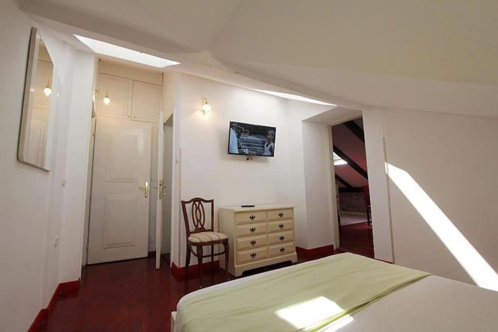 Dahlia 2 Apartment